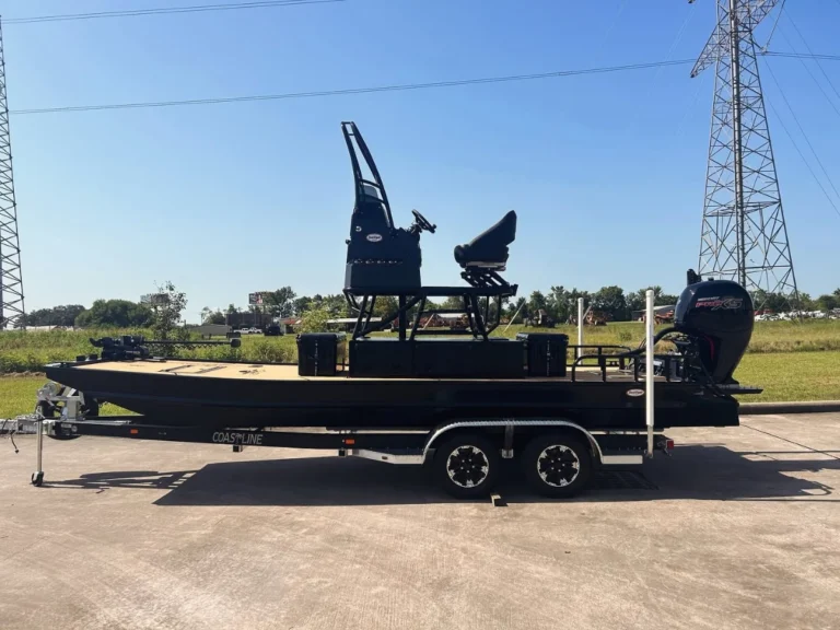 Black console with a tower on a Boat Right