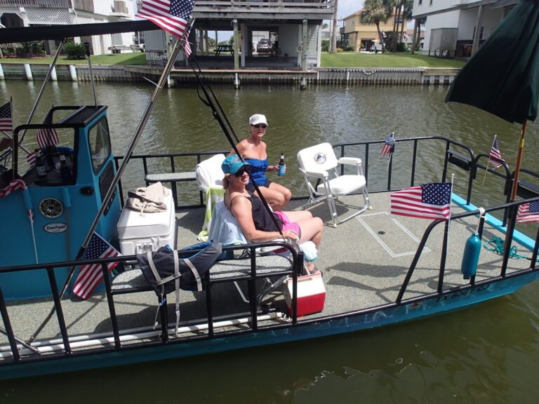 Classic custom aluminum boat built by Boat Right Marine in Alvin, Texas, photo 5