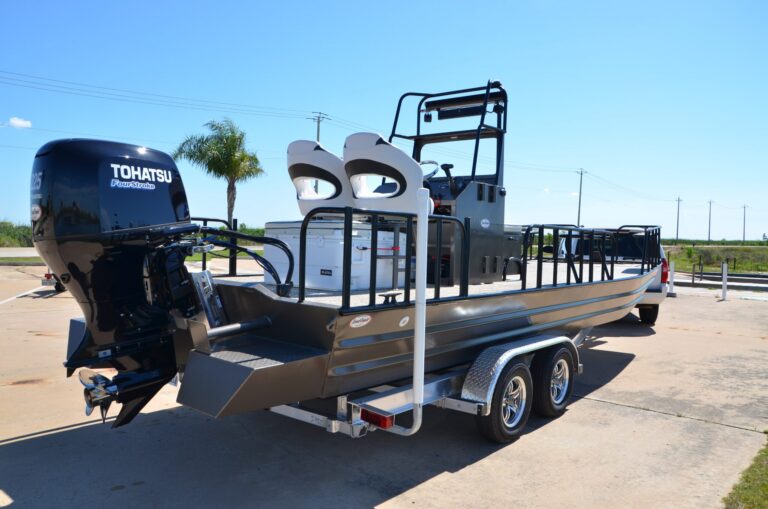 X-Series custom aluminum boat built by Boat Right Marine in Alvin, Texas, photo 2