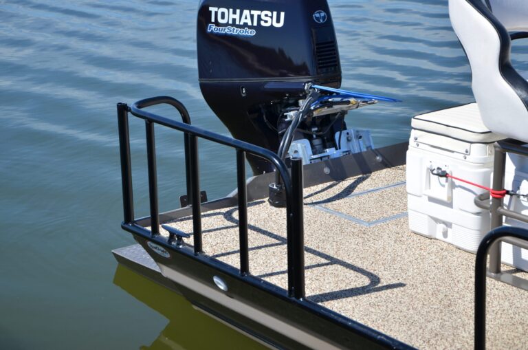 X-Series custom aluminum boat built by Boat Right Marine in Alvin, Texas, photo 4