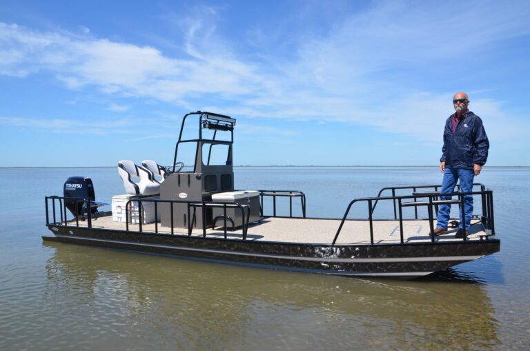 X-Series custom aluminum boat built by Boat Right Marine in Alvin, Texas, photo 9
