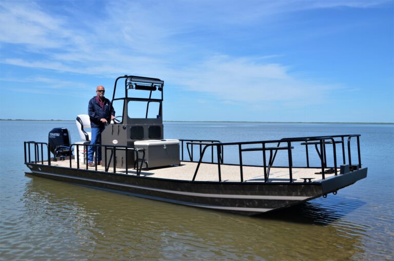 X-Series custom aluminum boat built by Boat Right Marine in Alvin, Texas, photo 10