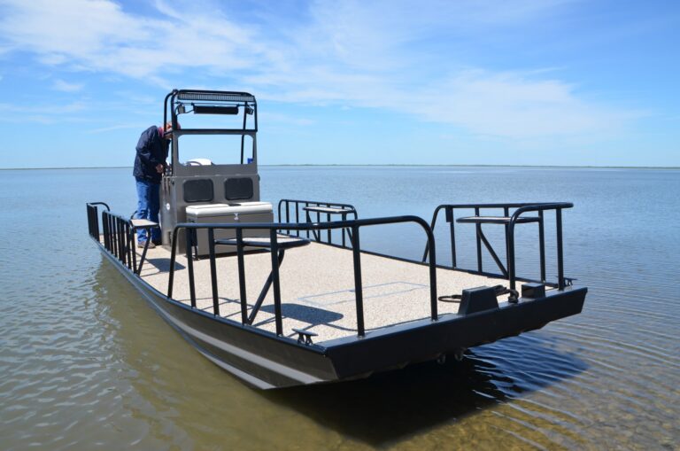 X-Series custom aluminum boat built by Boat Right Marine in Alvin, Texas, photo 11